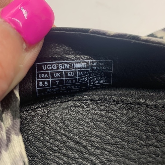 Ugg Lucianna Black white fabric rope wedge sandal size 8.5. MCW0648A - Picture 8 of 8